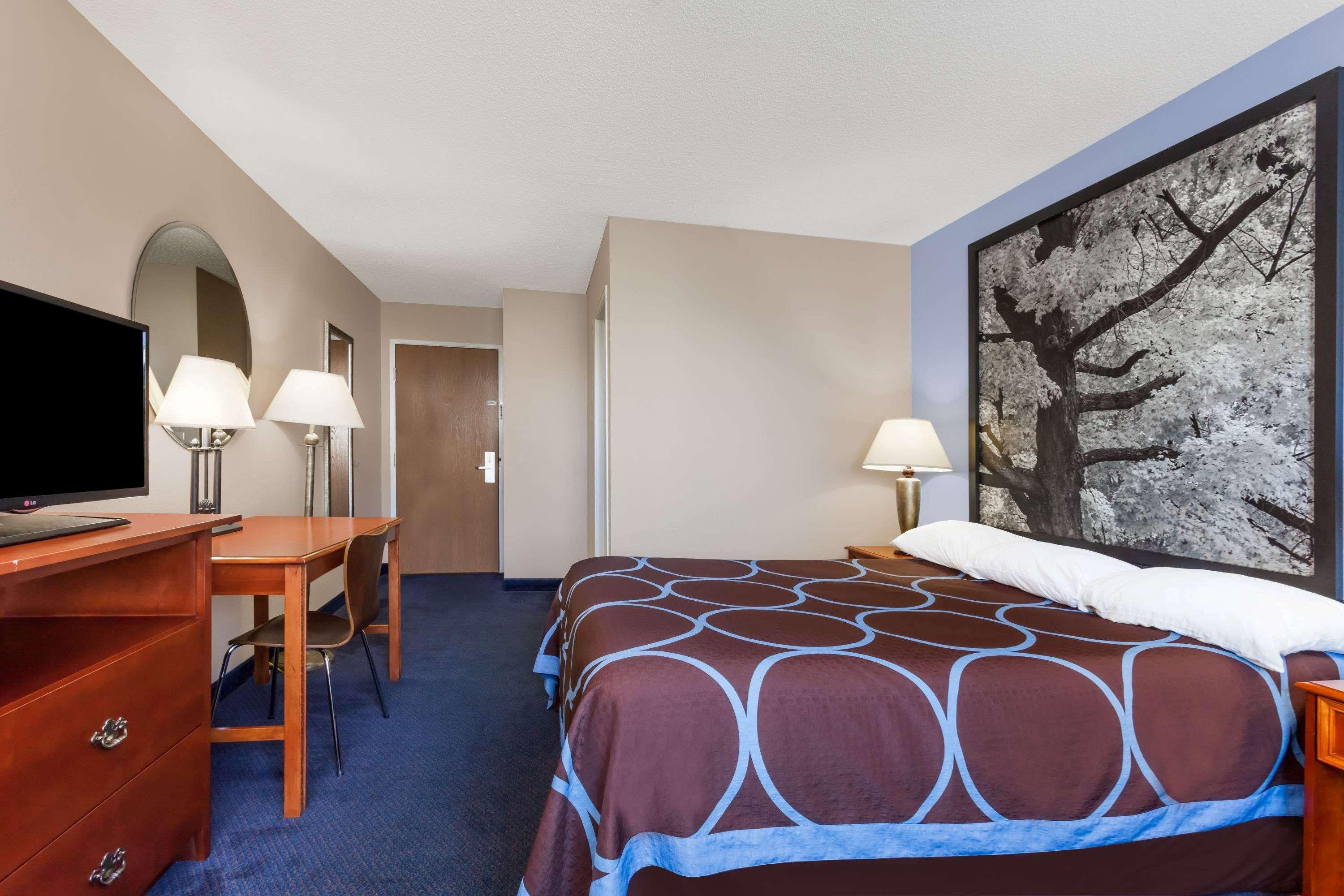 Hotel Super 8 By Wyndham Adrian Exteriér fotografie